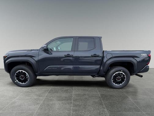 2025 Toyota Tacoma Hybrid TRD Off Road