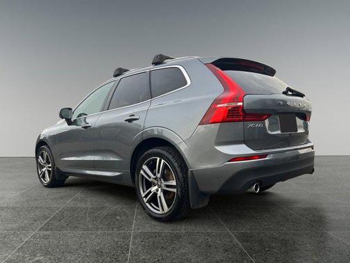2020 Volvo XC60 T5 Momentum