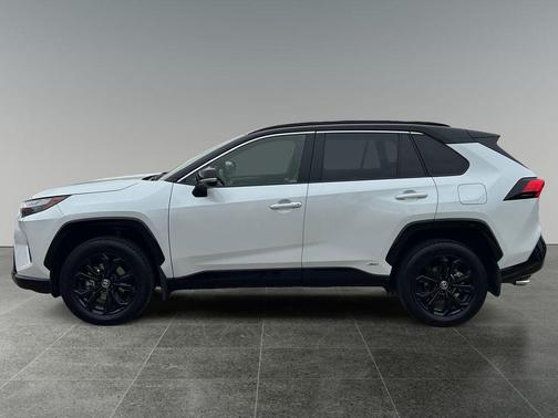 Pearl 2024 Toyota RAV4 Hybrid SE