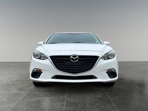 2016 Mazda Mazda3 i Sport