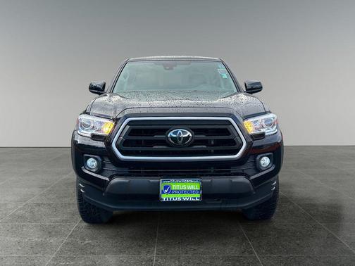 Midnight Black Metallic 2021 Toyota Tacoma SR5