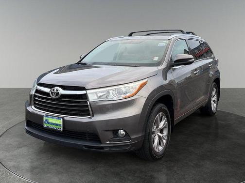 Predawn Gray Mica 2015 Toyota Highlander XLE