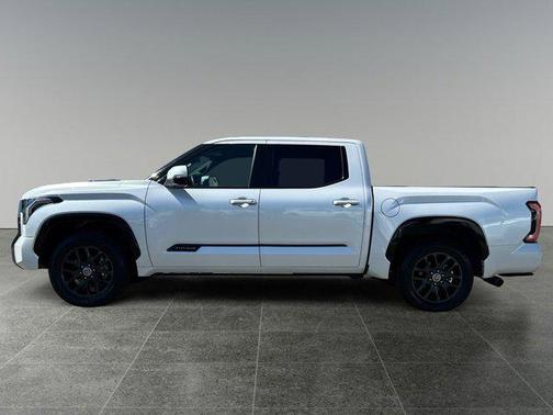 2023 Toyota Tundra Hybrid Platinum