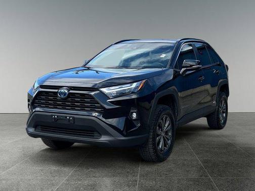 2023 Toyota RAV4 Hybrid XLE Premium