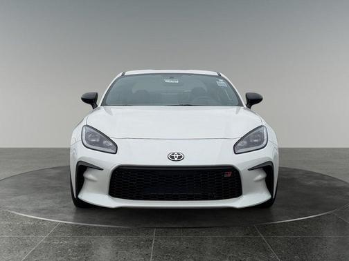 Halo 2026 Toyota GR86 Premium