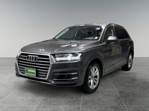 2019 Audi Q7 55 Premium Plus