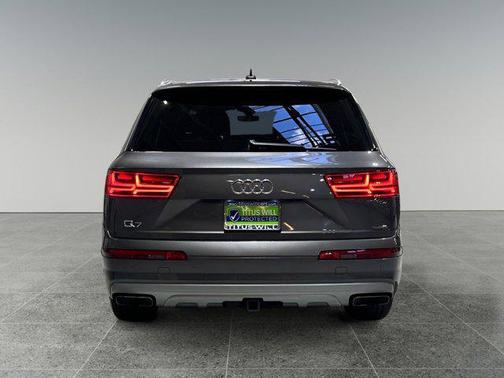 2019 Audi Q7 55 Premium Plus