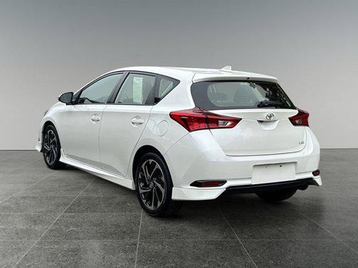 2017 Toyota Corolla iM Base