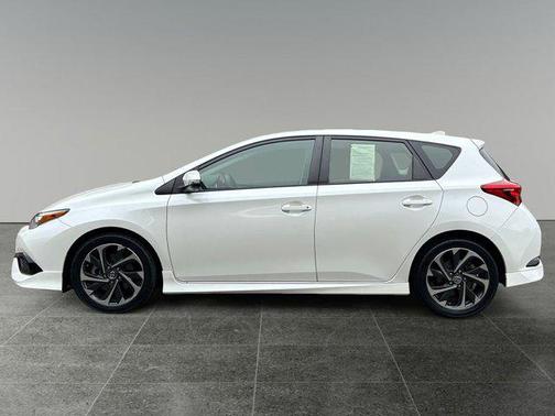 2017 Toyota Corolla iM Base