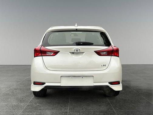 2017 Toyota Corolla iM Base