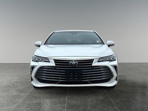 2021 Toyota Avalon XLE
