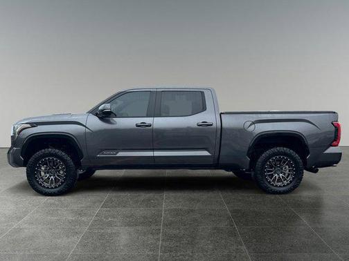 2024 Toyota Tundra Hybrid Platinum