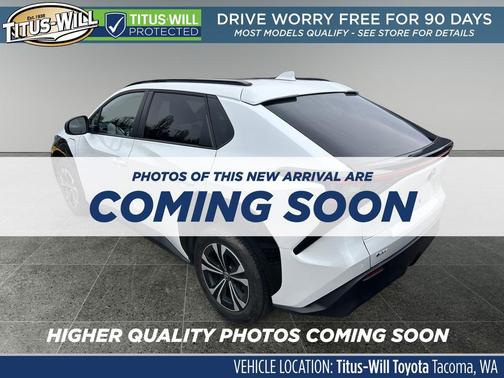 Wind Chill Pearl 2024 Toyota bZ4X XLE