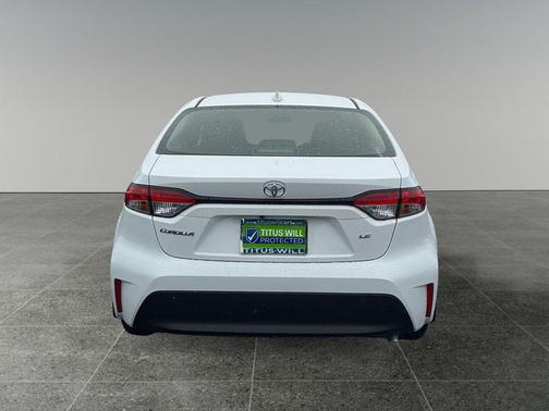 Ice 2026 Toyota Corolla LE