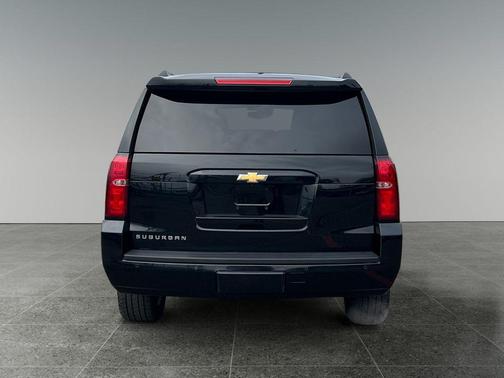 2016 Chevrolet Suburban LT