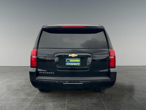 2016 Chevrolet Suburban LT