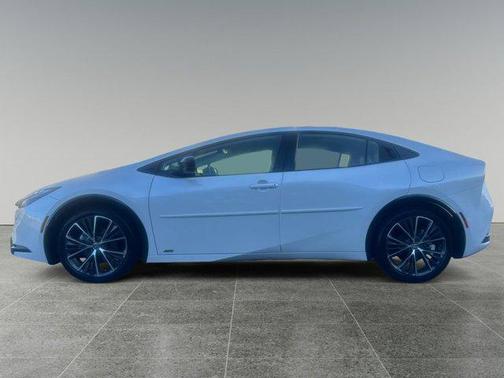 2023 Toyota Prius XLE