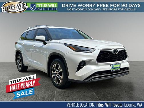 Wind Chill Pearl 2023 Toyota Highlander XLE