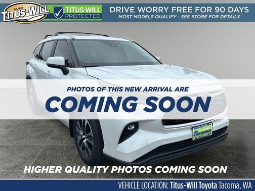 Wind Chill Pearl 2023 Toyota Highlander XLE