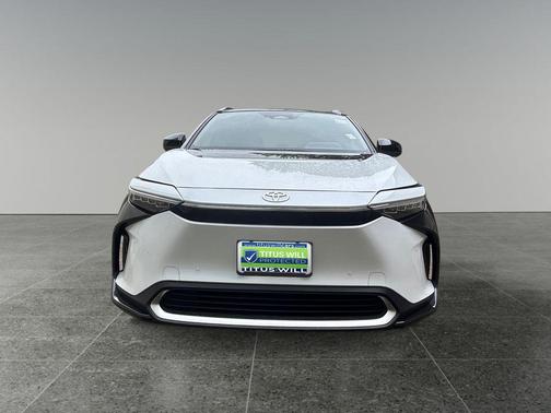 Pearl 2023 Toyota bZ4X Limited