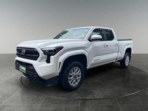 Ice Cap 2024 Toyota Tacoma SR5