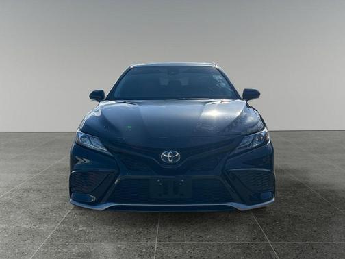 Midnight Black Metallic 2024 Toyota Camry Hybrid SE