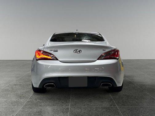 2016 Hyundai Genesis Coupe 3.8 Base