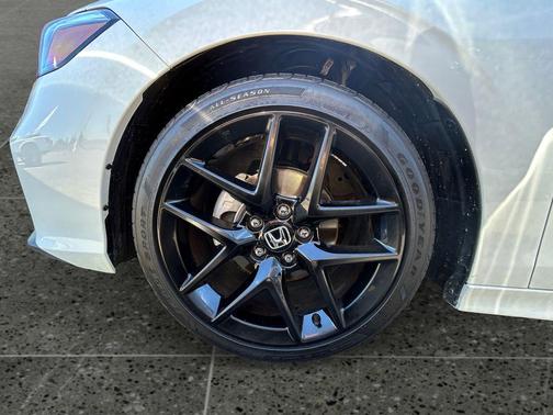 Platinum White Pearl 2025 Honda Civic Sport