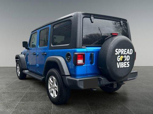 2022 Jeep Wrangler Unlimited Sport