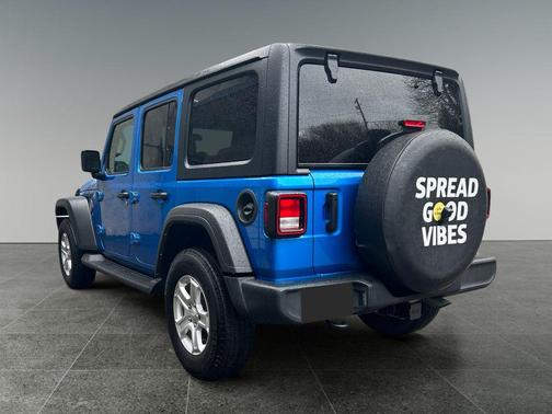2022 Jeep Wrangler Unlimited Sport