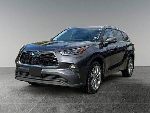 2022 Toyota Highlander Hybrid Limited