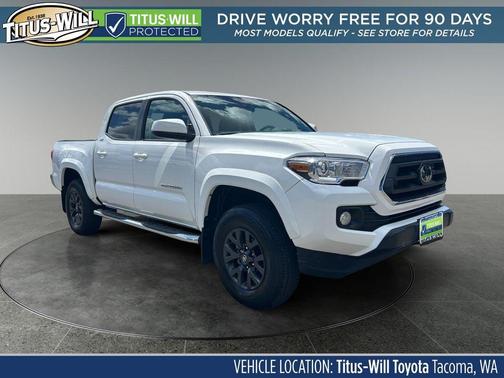 White 2022 Toyota Tacoma SR5