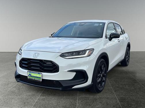 Platinum White Pearl 2025 Honda HR-V AWD Sport