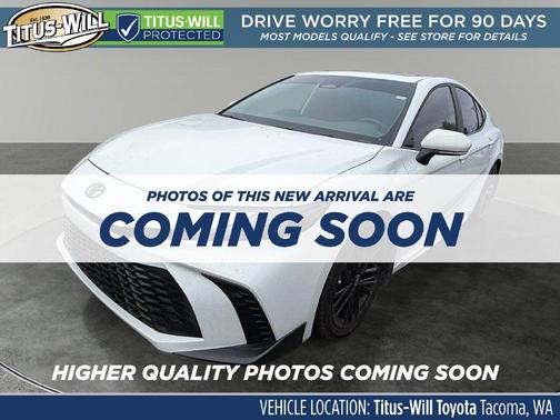 Ice 2025 Toyota Camry SE