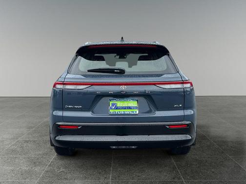 2026 Toyota Crown Signia XLE