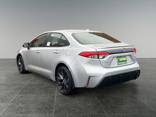 2026 Toyota Corolla Hybrid SE