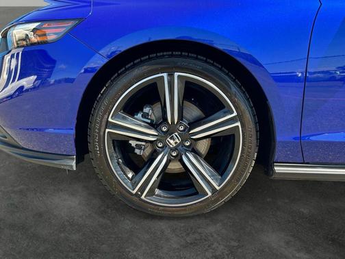 Still Night Pearl 2023 Honda Accord Hybrid Sport