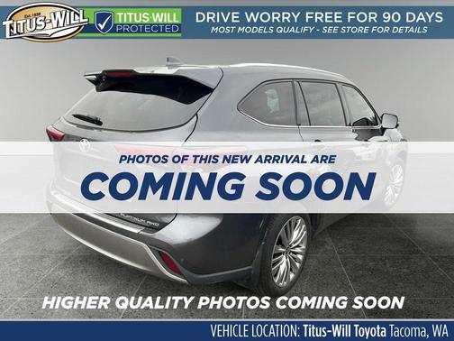 Magnetic Gray Metallic 2023 Toyota Highlander Platinum