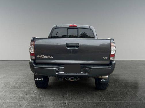 2015 Toyota Tacoma Base