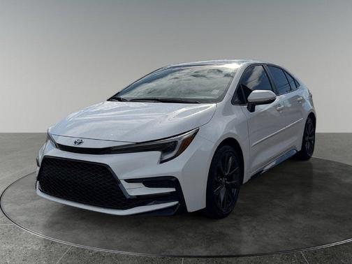Ice Cap 2025 Toyota Corolla Hybrid SE