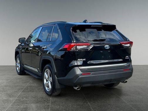2021 Toyota RAV4 Hybrid XLE Premium