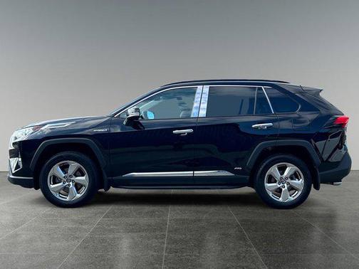 2021 Toyota RAV4 Hybrid XLE Premium