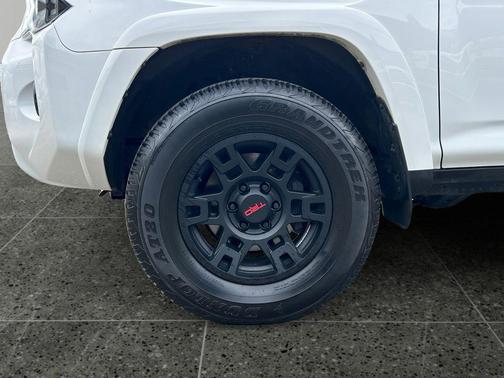Ice Cap 2023 Toyota 4Runner SR5 Premium