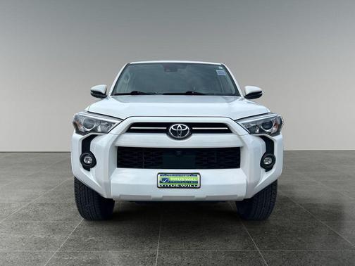 Ice Cap 2023 Toyota 4Runner SR5 Premium