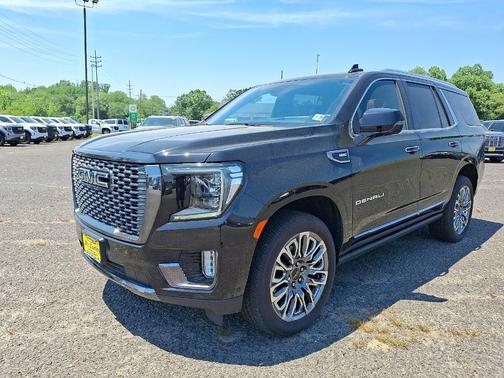 Onyx Black 2024 GMC Yukon Denali Ultimate