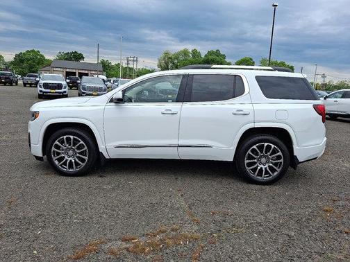 Summit White 2023 GMC Acadia Denali