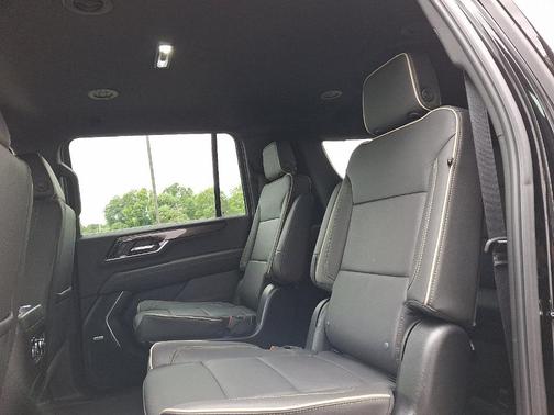 2025 GMC Yukon XL Elevation