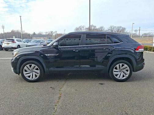 2020 Volkswagen Atlas Cross Sport 2.0T SE w/Technology