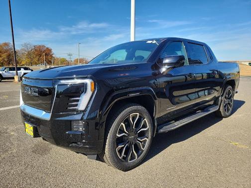 2025 GMC Sierra EV Denali
