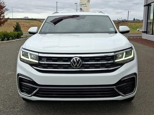 2022 Volkswagen Atlas Cross Sport 2.0T SEL R-Line